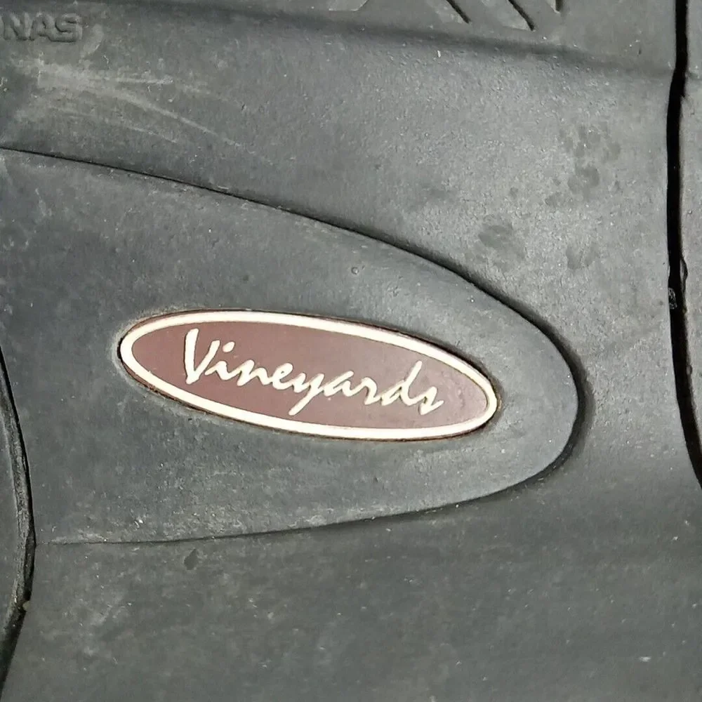 Vineyard shoes Men's Size 10 Brown No Insoles Inside Made In Brazil